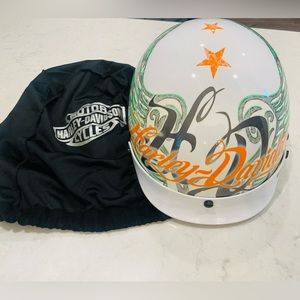 Harley-Davidson Motorcycle Helmet Wings White Teal Women’s Size Med